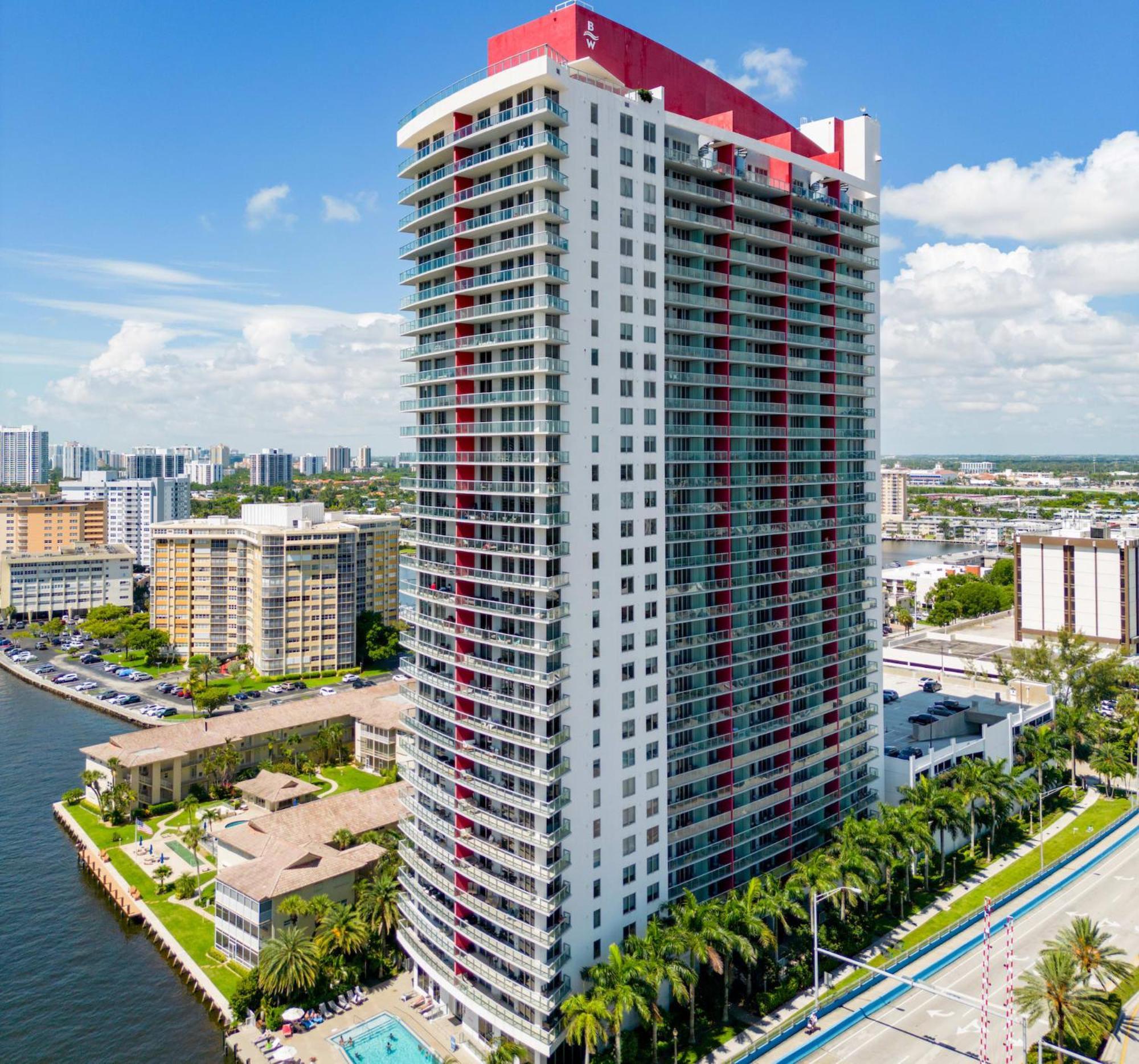 2602 E Hallandale Beach Blvd 1 Br Villa Dış mekan fotoğraf